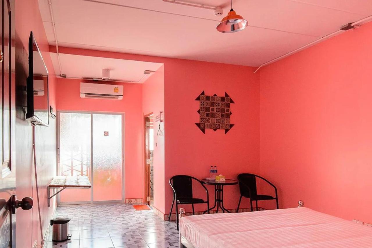 2uhotelhatyai Hatjaj Kültér fotó