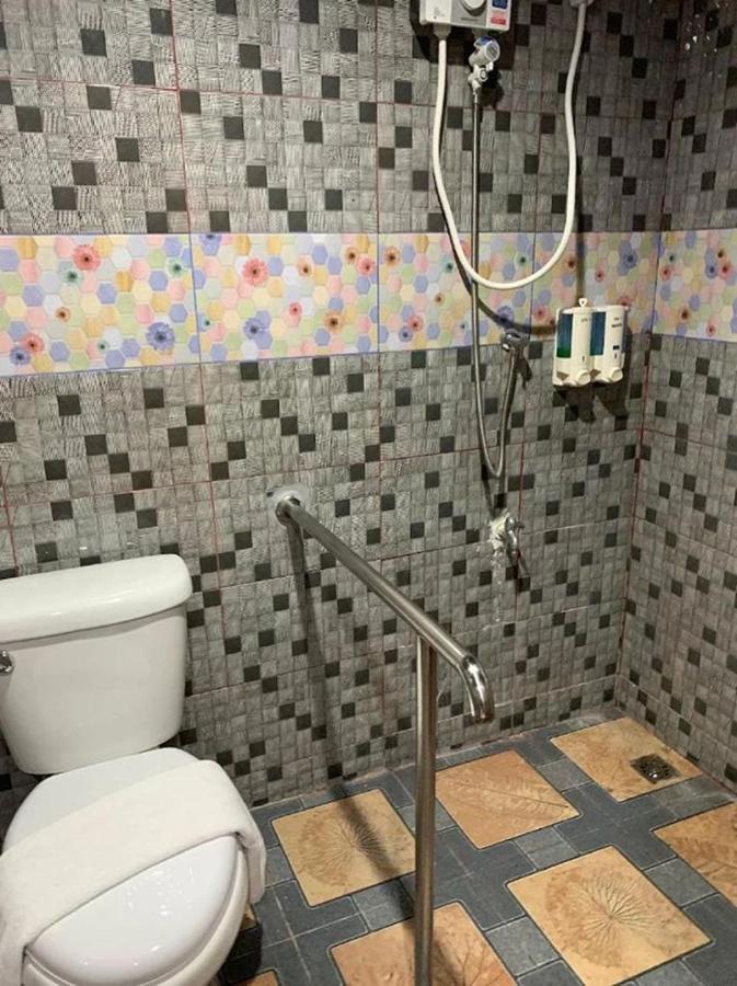 2uhotelhatyai Hatjaj Kültér fotó